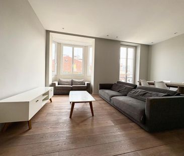 Location Appartement 3 pièces Meublé 62m² NICE 06000 - Photo 3