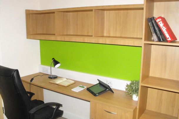 The Jazz Bar, Flat 4, 6 Bedrooms, 1st Floor Student Flat in Preston - Photo 1