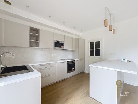 Location Maison 6 pièces 163m² MARCQ EN BAROEUL 59700 - Photo 4