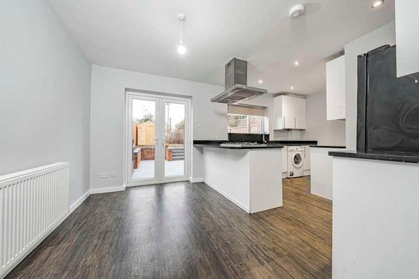 Worcester Road, Uxbridge, UB8 - Photo 1