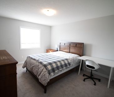 For Lease - 1866 Finley Crescent, London North, Ontario - Photo 6