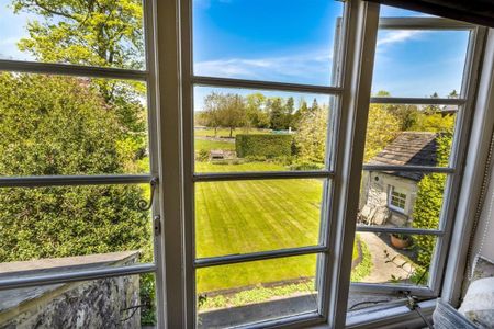 Ashford Road, Ashford-In-The-Water, Bakewell - Photo 2