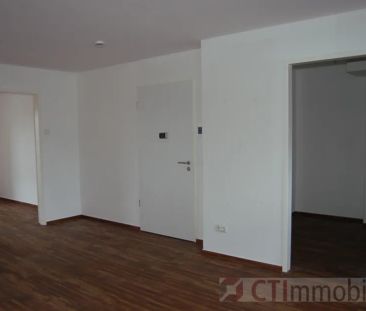 ***Selbstbestimmtes LEBEN im ALTER*** Barrierefreie 2 Zi. Wohnung m... - Photo 2