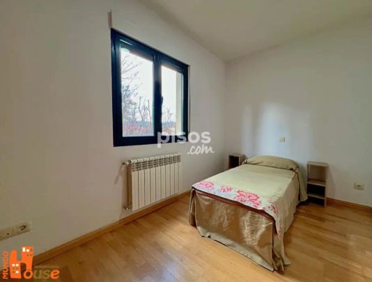 Chalet adosado en alquiler en Paseo del Pocillo - Photo 1