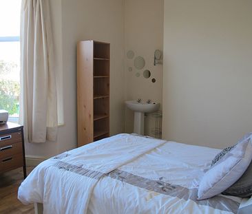 165 Warwick Road, Carlisle (STUDENT HOUSE) Available August 2026 - Photo 1