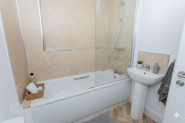 3 bedroom townhouse to rent - Photo 1