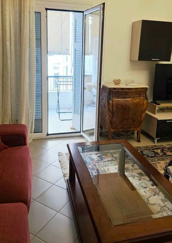 Διαμέρισμα για ενοικίαση Τροκαντερό (Παλαιό Φάληρο) - Photo 3