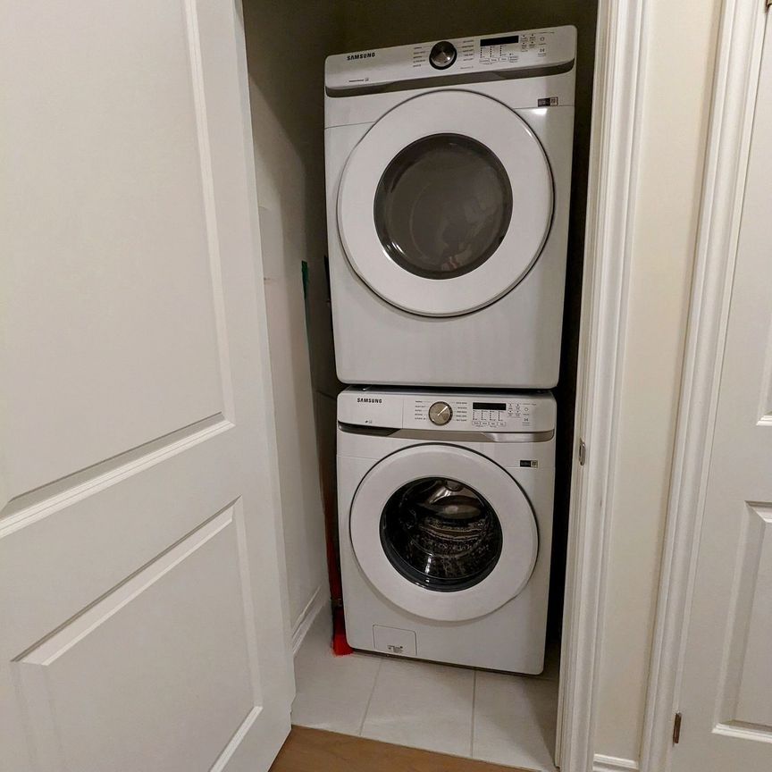 For Lease - 28 Sigford Street, Whitby, Ontario - Photo 1