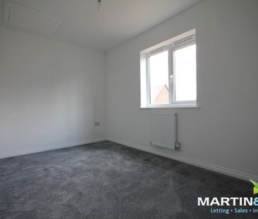 2 bedroom semi-detached house to rent - Photo 3