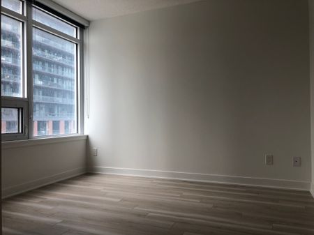 For Lease - 19 Bathurst Street Unit# 612, Toronto, Ontario - Photo 5