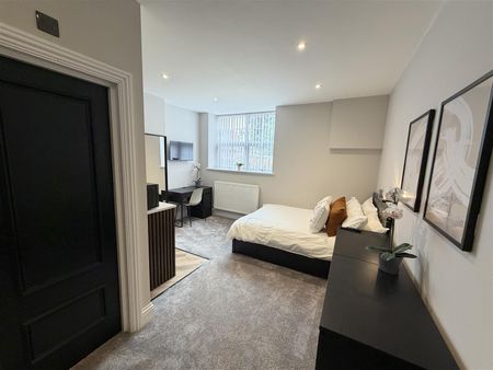 Whetstone Lane, Birkenhead - Photo 5