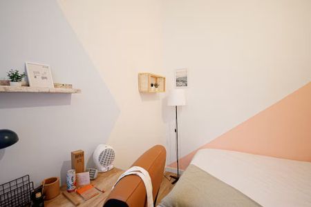 Carrer dAragó, Barcelona, Catalonia 08015 - Photo 3