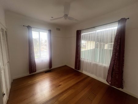60 Grutzner Avenue,, Shepparton VIC 3630 - Photo 5