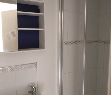 Room in a Shared House, The Pavilions, BS4 - Photo 5