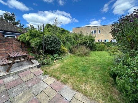 Millfield, Folkestone, Property for rent - Photo 3