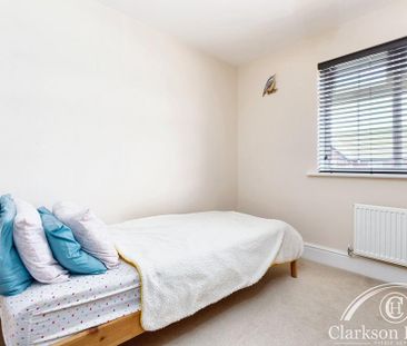 5 bedroom detached house to rent - Photo 5