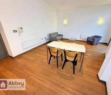 2 bedroom apartment to rent - Photo 2