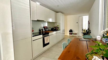 2½ Zimmer-Wohnung in Zürich - Kreis 9 Altstetten, möbliert, auf Zeit - Photo 2