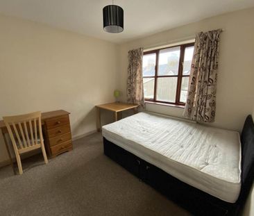 3 bedroom terraced house to rent - Photo 3