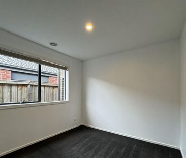 Charming Clyde North Home Awaits You - Photo 5