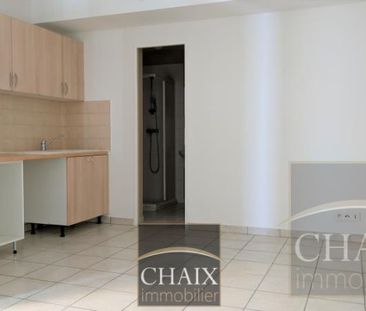 AUBAGNE T1/2 en rez-de-chaussée - Photo 3