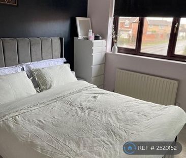 1 bedroom in a house share to rent - Photo 3