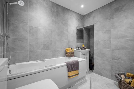 2 bedroom flat to rent - Photo 3