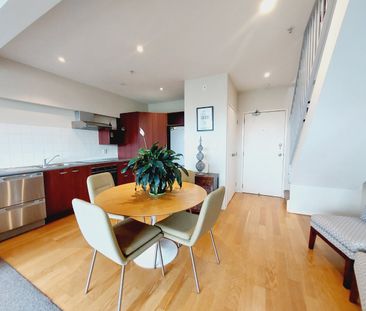 Light-Filled Two-Bedroom Apartment with Stunning Views & Unbeatable... - Photo 1