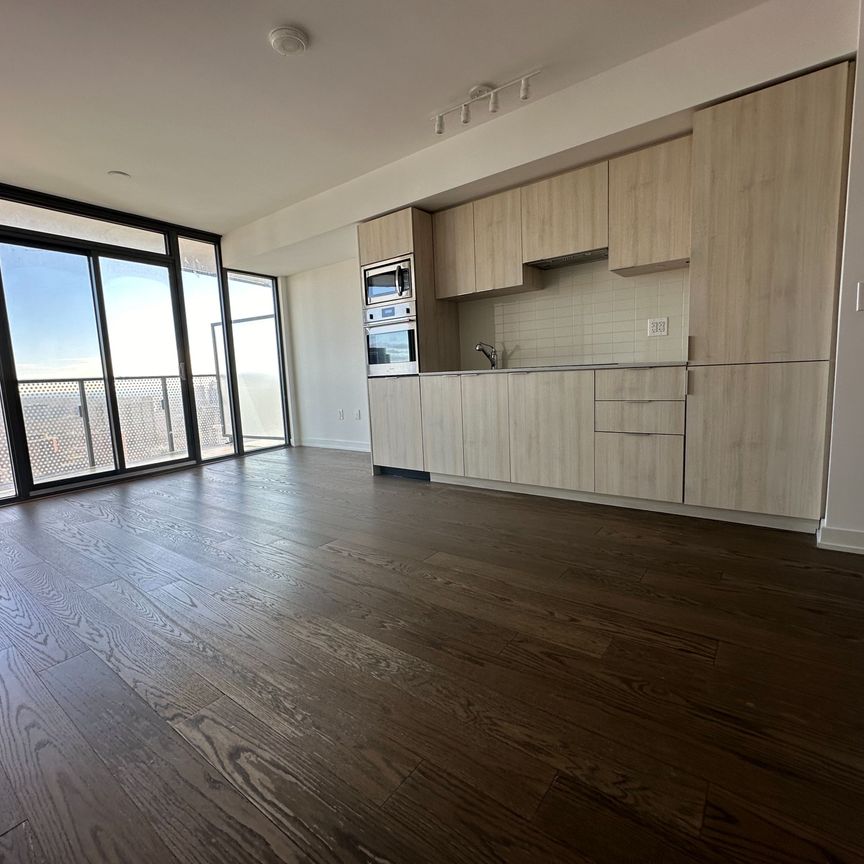 For Lease - 11 Wellesley Street Unit# 3301, Toronto, Ontario - Photo 1