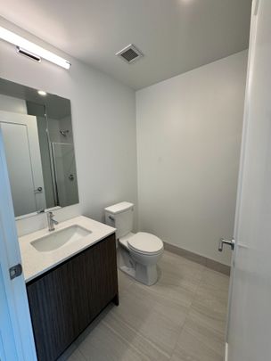 For Lease - 801 The Queensway N/A Unit# 424, Toronto, Ontario - Photo 1