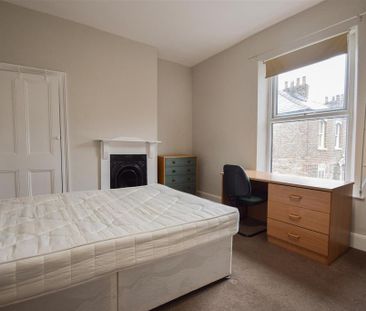 4 bedroom house to rent - Photo 4