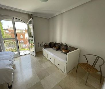 Alquiler de casa o chalet independiente en Bahía de Marbella - Photo 2