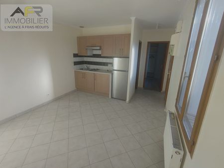 Location Appartement 2 pièces 28m² - Photo 3