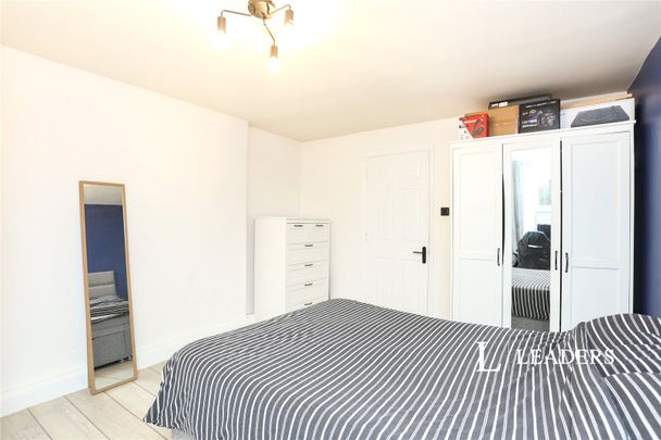 1 bedroom apartment to rent Central Hill, London, SE19 - Photo 1