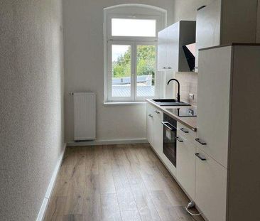 Charmante Wohnung mit Traumblick und EBK! - Photo 2