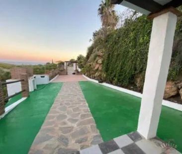 Chalet en alquiler en Vélez-Málaga - Photo 6