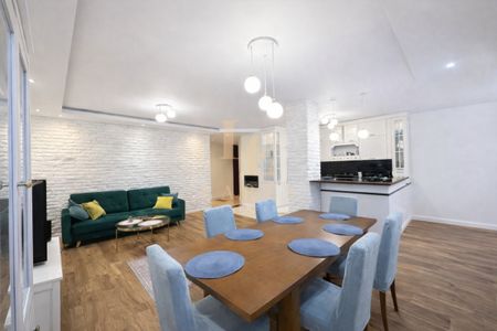 Przestronny apartament 104 m² | 2 balkona i garaz - Zdjęcie 2