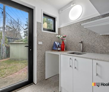 30 Borrowdale Street, Red Hill ACT, Belconnen - Photo 3