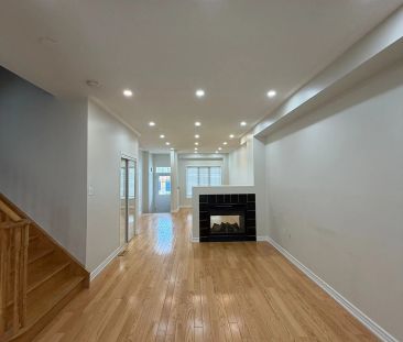 10 Birdsongs Street N - Photo 1