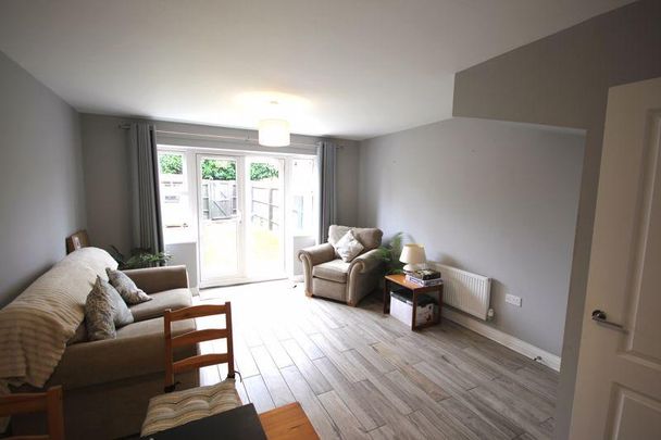 2 bedroom terraced house to rent - Photo 1