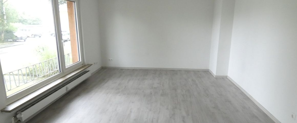 Top-Erdgeschoss-Wohnung * wird aktuell für Sie modernisiert * - Photo 1