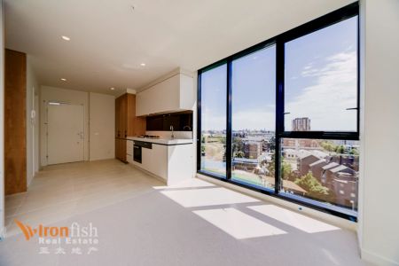 2 Bed, 2 Bath - Photo 5