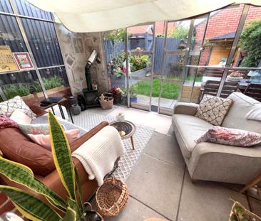 3 bedroom terraced house to rent - Photo 2