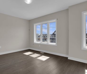 For Lease - 28 Downriver Drive, Welland, Ontario - Photo 2