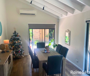 Family Comfort in a Quiet Neighbourhood - Photo 2