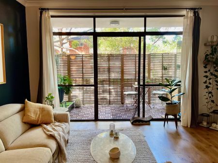 Hurstville - Photo 2