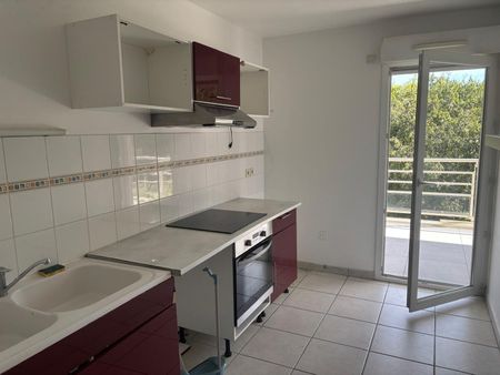 Location Appartement 2 pièces 62m² MONTPELLIER 34090 - Photo 2