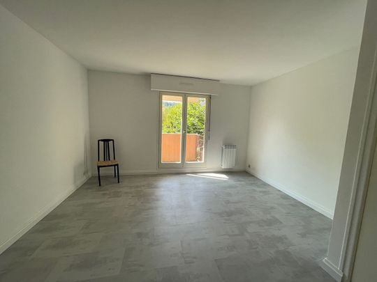 Location appartement 1 pièce, 27.38m², Gif-sur-Yvette - Photo 1