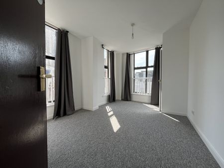 4 bed flat to rent in St Peters Road, Bournemouth, BH1 - Photo 5