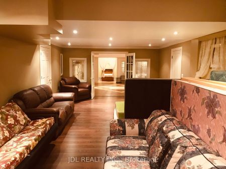 For Lease - 15 Lake Woods Drive, Whitchurch-Stouffville, Ontario - Photo 4